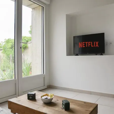 Le - Calme Apartmán